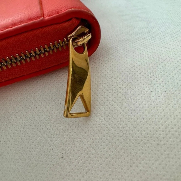 Bottega Veneta Orange Cassette Womens Zip Around Wallet - Picture 2 of 11